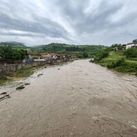 Около 30 къщи са наводнени в село Тича, няма бедстващи хора