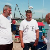 Варненски рибари извадиха 10 тона отпадъци от Черно море