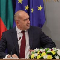 Радев: СИГМА ще позволява автоматичен контрол за свързани лица, фаворизирани фирми и завишени цени