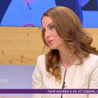 Таня Колева на токчета в кухнята
