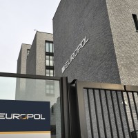 Тонове кокаин към ЕС: Европол разби балкански наркокартел