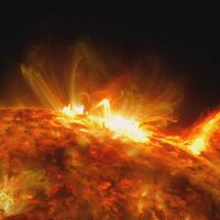 Силна геомагнитна буря удари Земята. Възможно ли е да видим полярни сияния?