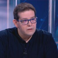 „Отстраняването на върха не спира режима“: Какво следва след ликвидирането на Хаменей