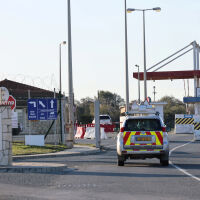 Британското правителство: Великобритания не е във война