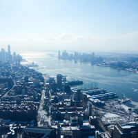 „Още едно чудо на Хъдсън“: Самолет се разби в ледените води на реката, всички на борда оцеляха 