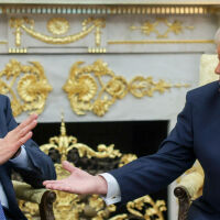 „Всички сме в една лодка“: Мерц се противопостави на Тръмп с исторически жест