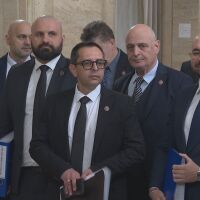 „6666 подписа – за отличници“: Кирил Веселински регистрира МЕЧ за изборите, Радостин Василев е в Дубай