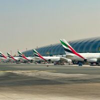 Отломка от ракета временно спря полетите в Дубай: Какво се случва с евакуацията на българите ни там?