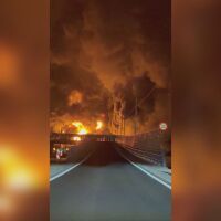 Иран заплаши да атакува петролни обекти в региона, ако Израел продължи с ударите 