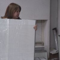 Параваните, зад които ще гласуваме: Още не е ясно кой ще ги плати