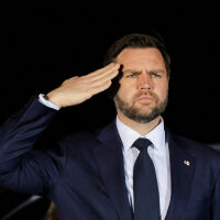 Преговори под въпрос: Джей Ди Ванс още не е заминал за срещата с Иран