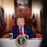 Общественото доверие към Тръмп падна до 36% - най-ниското равнище от завръщането му в Белия дом