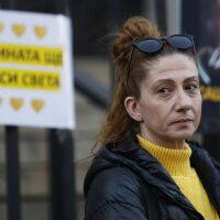 Два проектила в черепа и охлузвания по тялото: Майката на Николай Златков иска нови експертизи