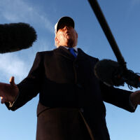 Доналд Тръмп призова и други държави да изпратят военни кораби в Ормузкия проток