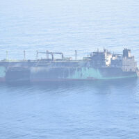 Европейски държави сигнализират за екологична заплаха от руски танкер