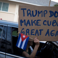 Доналд Тръмп не се отказва от "честта" да превземе Куба