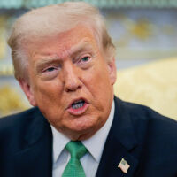 Тръмп: Мислех, че Европа ще изпрати миночистачи в Ормузкия проток