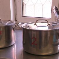 „Кухни-майки“ вместо готвене на място: Ще се подобри ли храната в детските градини?