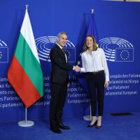 Андрей Гюров и Роберта Мецола обсъдиха сигурността, енергетиката и икономиката на ЕС
