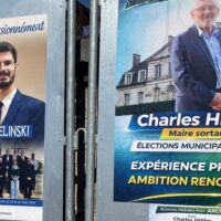 Хиттлер се изправя срещу Зилински – кандидати в избори обиколиха интернет