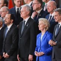 Шест държави, четири от които членки на ЕС - готови да съдействат за сигурността в Ормузкия проток