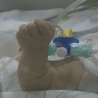 Защита срещу менингит: Ръст на случаите във Великобритания, у нас - липсва една от ваксините 