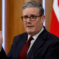 Великобритания разреши на САЩ да използват нейни бази за атаки по Иран 