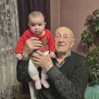 101 години живот, изпълнен със смисъл: Историята на учителя, който не се предава на самотата