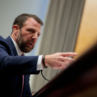 Бивш борец е новият министър на вътрешната сигурност на САЩ