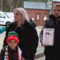 „Сякаш му откраднаха живота“: Майката на болното дете, чиято кутия за дарения бе открадната