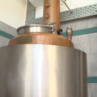 Домашната ракия: Данъчните напомнят, че производителите също дължат акциз 