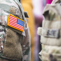 САЩ мислят да изпратят до 10 000 войници в Близкия изток