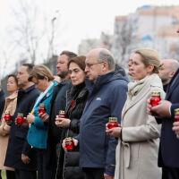 Надежда Нейнски в Буча: Виждаме какво Путин оставя след себе си - убийства, руини и зверства (СНИМКИ)