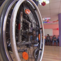 Фиктивни работници с увреждания: Четирима обвинени по схема за източване на евросредства в България