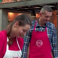 Лора готви по любимата си тема - десерт