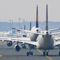 Заради недостиг на гориво: Възможно е да отменят полети в Европа