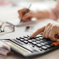 Пенсиите на 355 хиляди работещи пенсионери ще бъдат преизчислени 