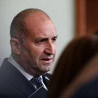 Румен Радев: Поредна стъпка на статуквото да запази властта си, като ограничи демократичните права