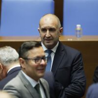 Бъдещият кабинет: Кои са вероятните министри в правителството на Румен Радев?