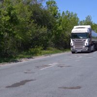 Дупки, неравности и шофьорски нерви. Мираж ли са ремонтите на българските пътища?