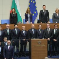9 нови депутати от „Прогресивна България“ положиха клетва: Вижте кои са те