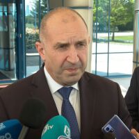 Радев: Старата власт ни завеща много неразплатени сметки, всички българи ще плащаме вересиите на олигархията