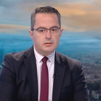 Цончо Ганев, „Възраждане“: Кабинетът „корабокрушира“ с мерките за цените и съдебната реформа