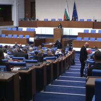 Втори ден раздор за правилника: Сблъсък и днес между опозиция и мнозинство за работата на парламента 