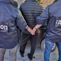 ГДБОП със спецоперация срещу наркотрафик към Гърция, лидерът на групата я контролира от затвора в Благоевград (ВИДЕО и СНИМКИ)