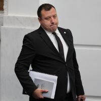 „Възраждане" ще внесе жалба в прокуратурата във връзка с информацията от премиера за свръхдефицит