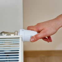 Високи сметки за парно: Според „Топлофикация“ март е бил по-студен от миналата година