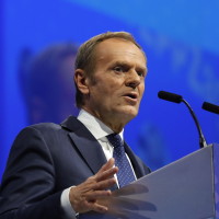 "Светът не е обречен на корумпирани и авторитарни правителства"