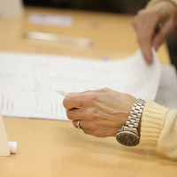 Проверяваме електронно номера на избирателната секция и мястото на гласуване на предстоящите избори за Народно събрание