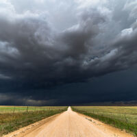 Студен фронт носи дъжд и вятър на 24 февруари